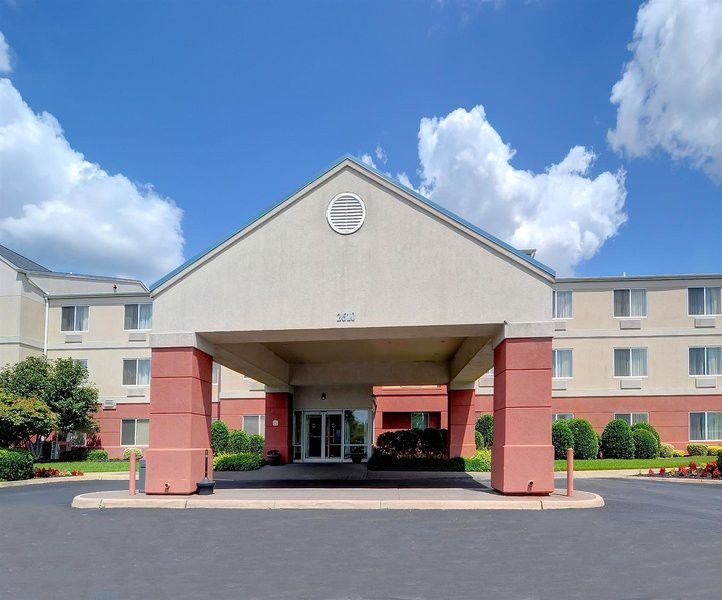 Fairfield Inn And Suites By Marriott Potomac Mills Woodbridge Exterior foto