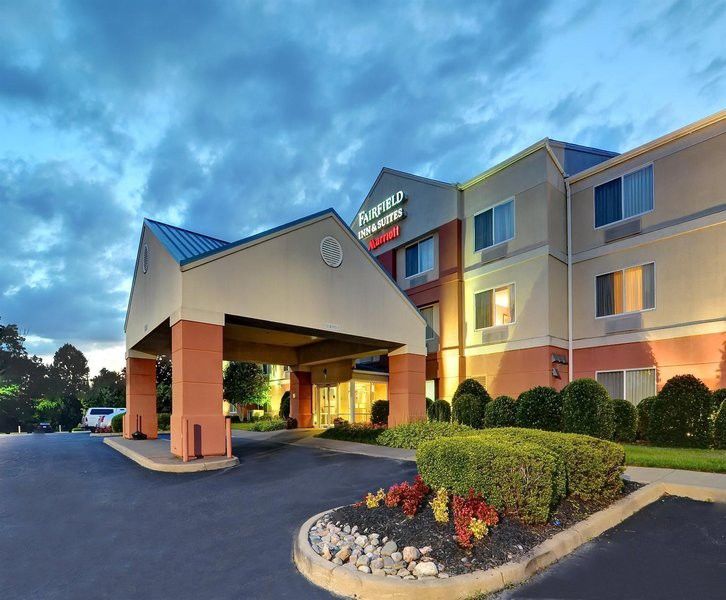 Fairfield Inn And Suites By Marriott Potomac Mills Woodbridge Exterior foto